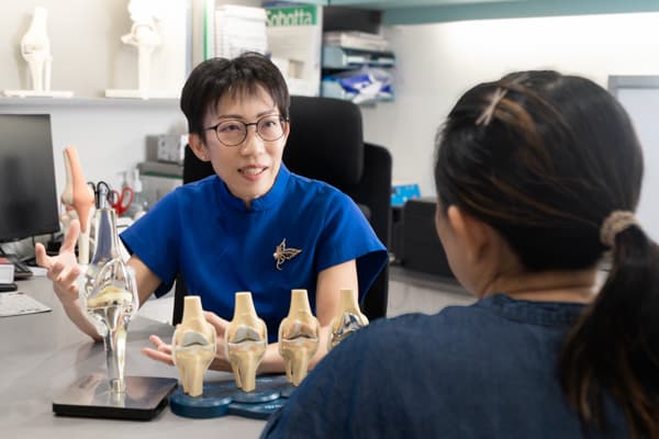 Dr Tan Sok Chuen Consultation Knee Surgery