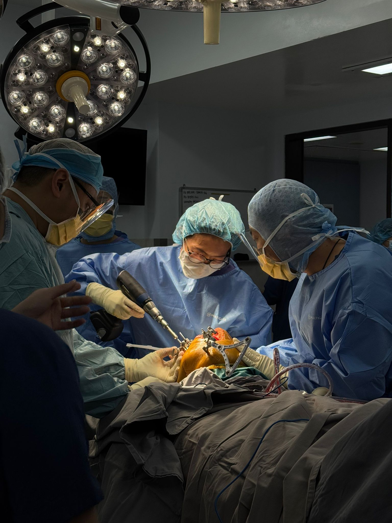 Robotic Knee Replacement: What It is, Why It Matters, and How the Leading Systems Compare?